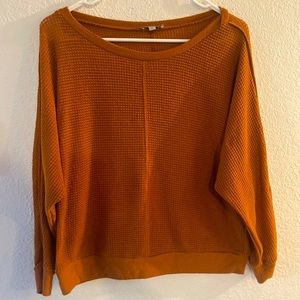 Lightweight women’s sweater MD.